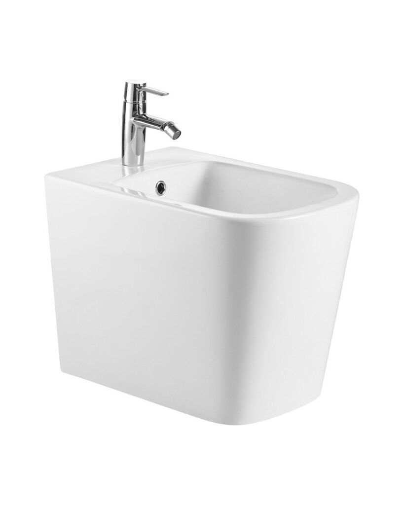 Sheng Ge 1303 vitreous china bidet, studio product photograph