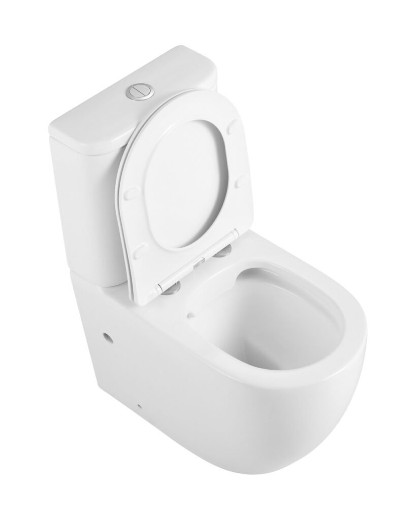 Sheng Ge 6089 vitreous china toilet, studio product photograph