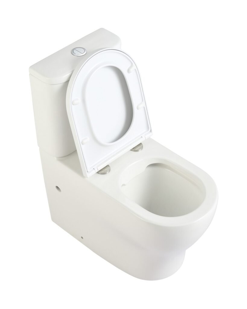 Sheng Ge 6092B-AC vitreous china toilet, studio product photograph